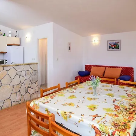 Nada Apartment *